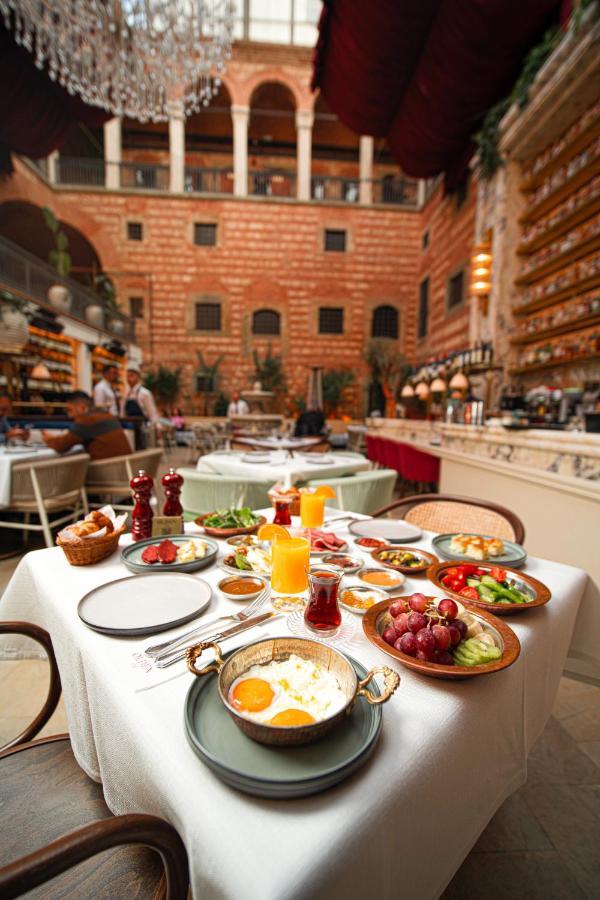 Han 1772 Hotel Istanbul Exterior foto Turkish breakfast